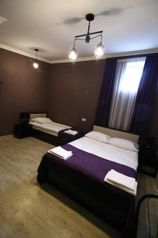Gyumri Guest House Bagian luar foto