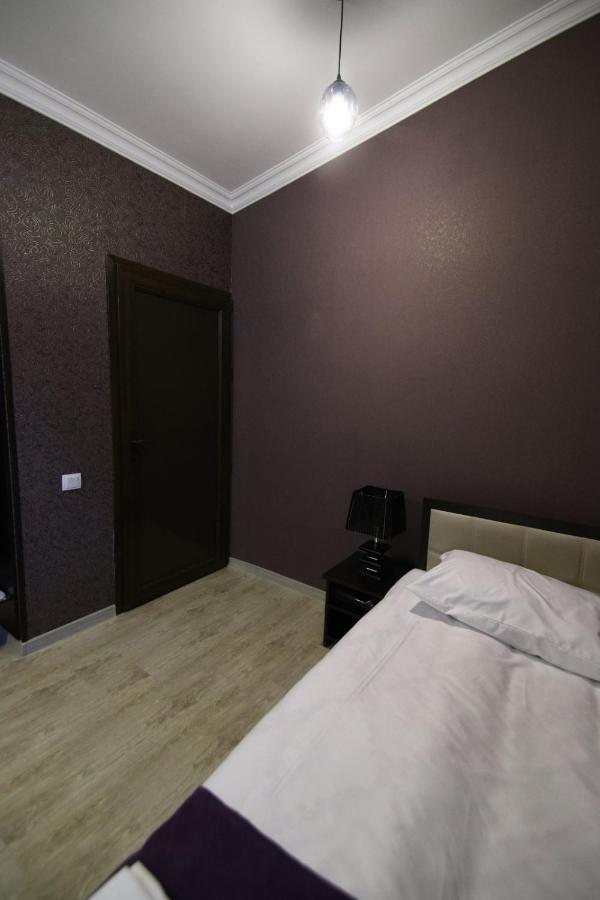 Gyumri Guest House Bagian luar foto
