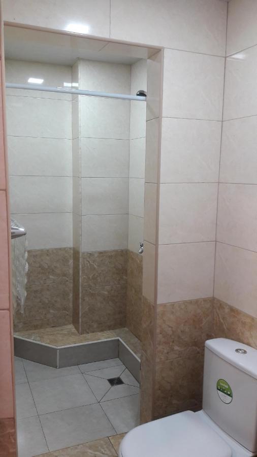Gyumri Guest House Bagian luar foto